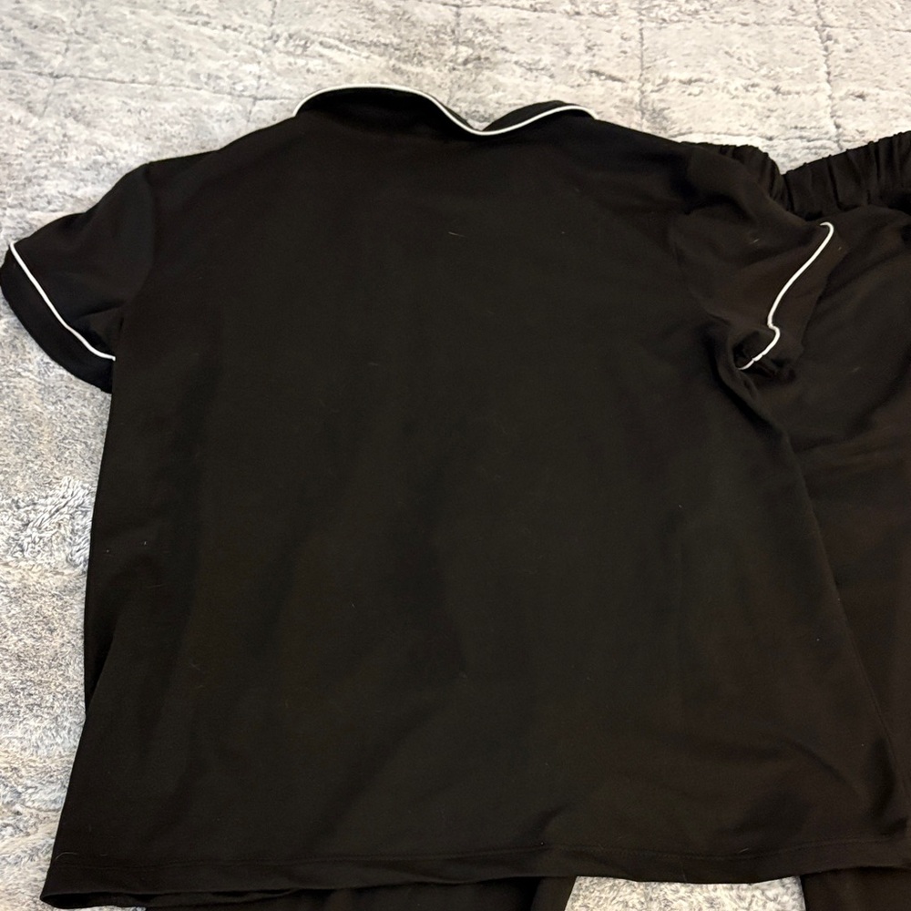 Classic Black Pajama Set with White Piping-M - Picture 5 of 13